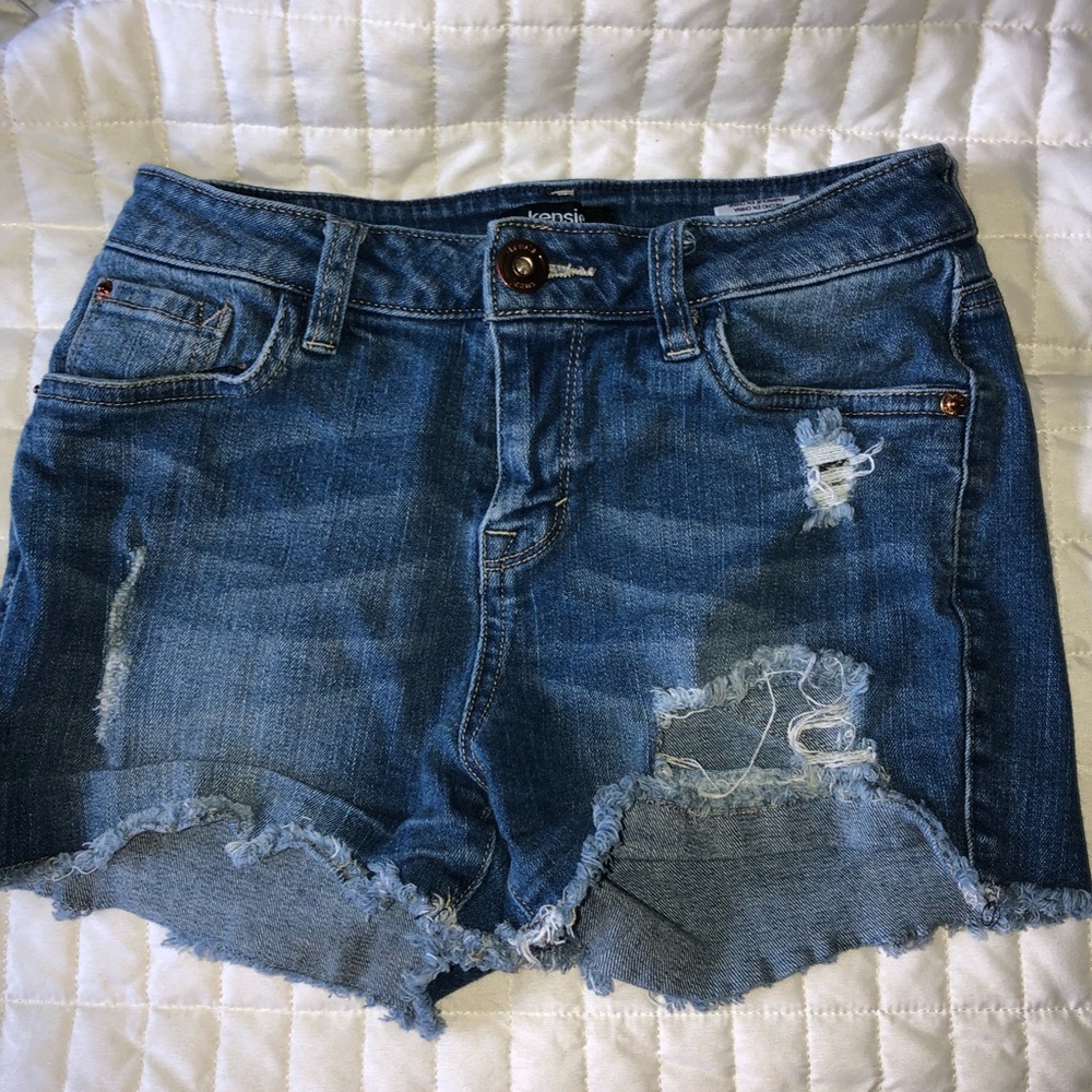 super cute very appropriate denim shorts!!